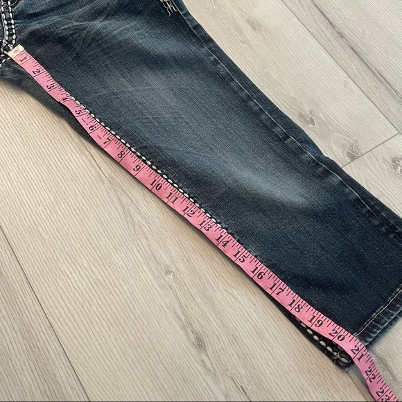 L.A. IDOL Blue Stretchy Denim Jean Capris with Contrasting Stitching Size 5 - Picture 5 of 11